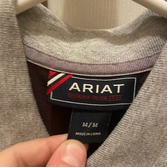 Ariat t-shirt - Picture 3 of 3